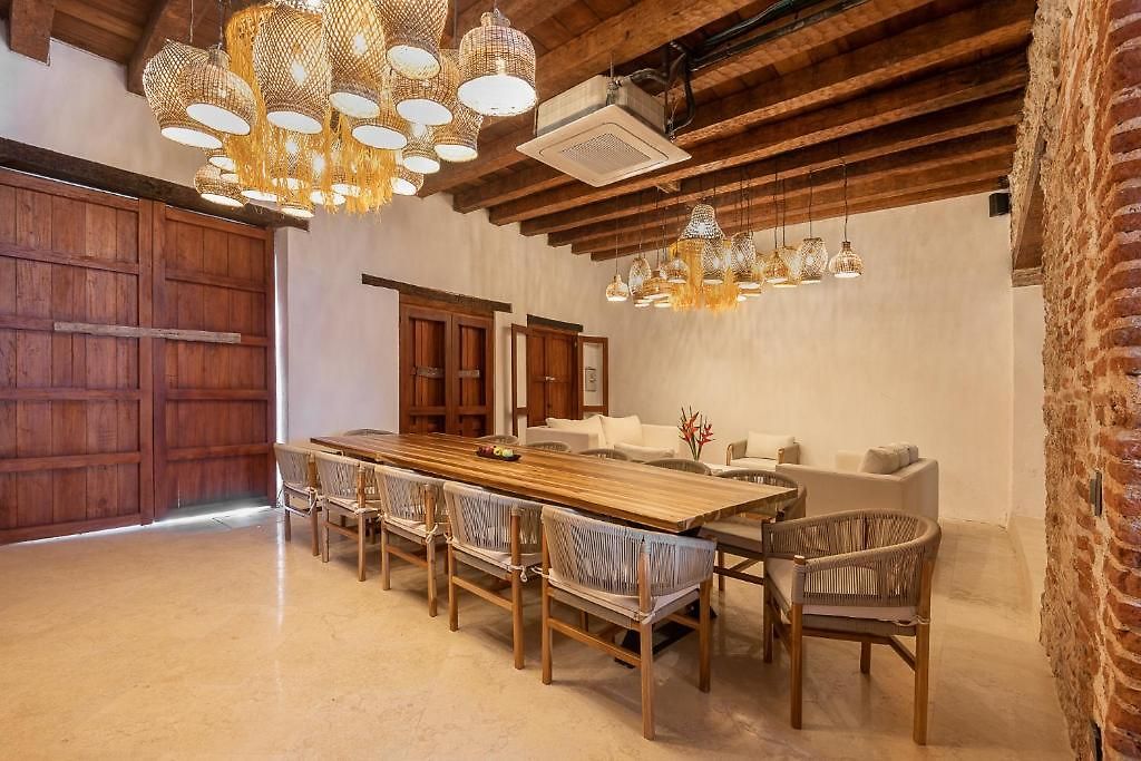 Voila Getsemani Hotel 3*