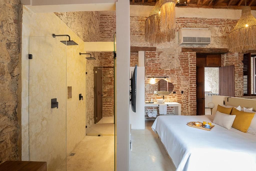 Voila Getsemani Hotel